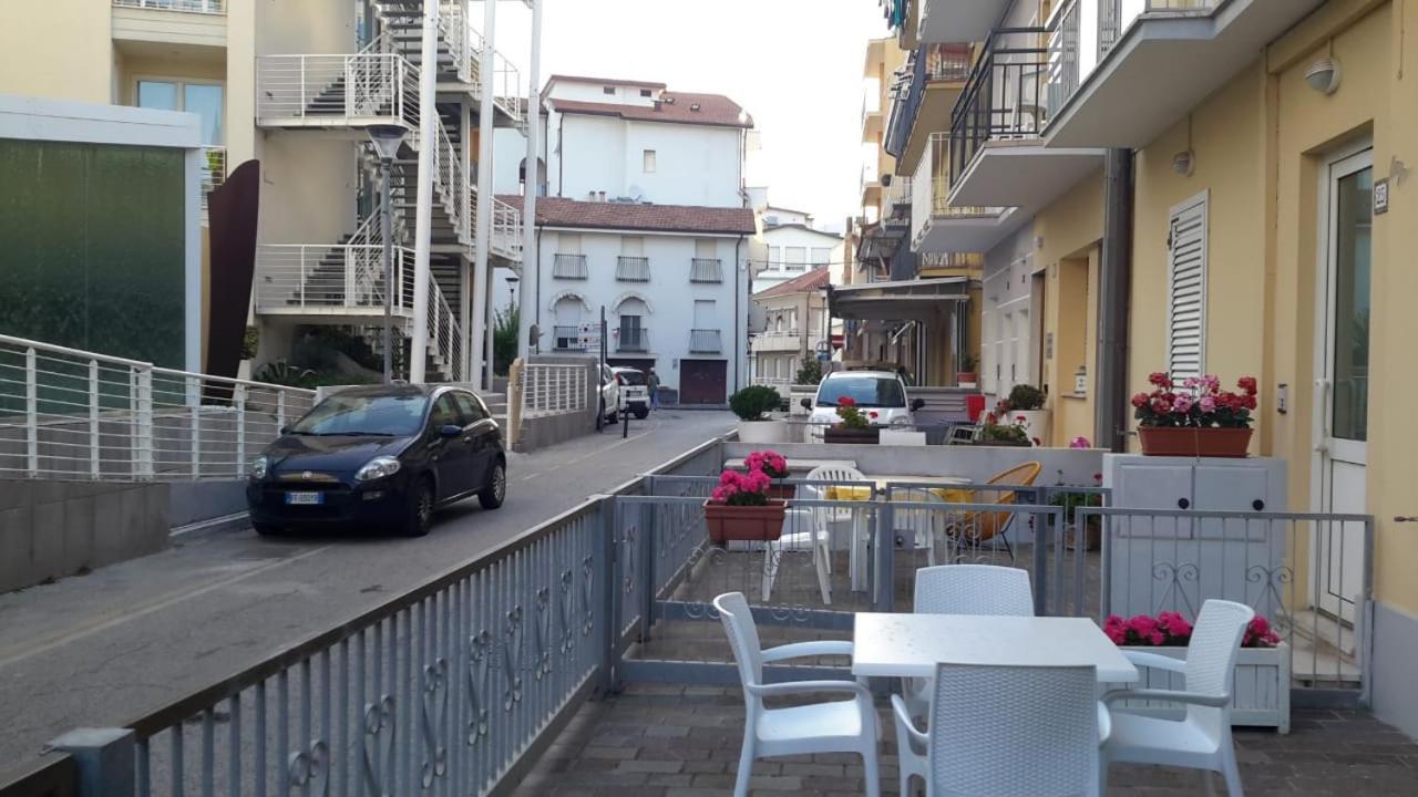 Beachhome Gabicce Mare Buitenkant foto